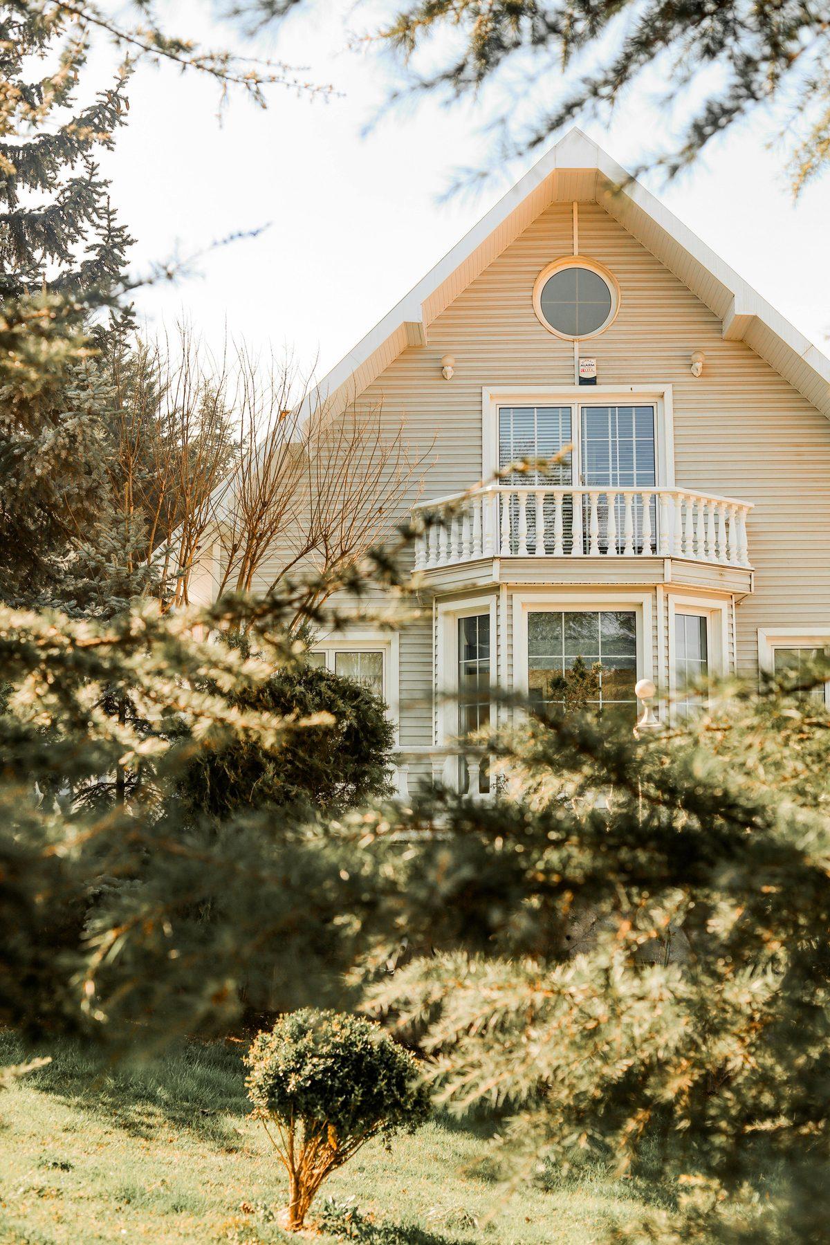 Real property collateral securing mortgage notes